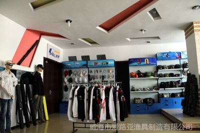 爱路亚多功能钓鱼包 渔具销售新热点